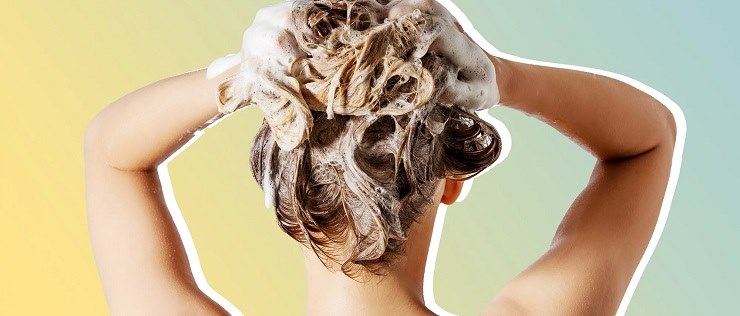 5 Shampoo Ingredients That Are Bad For Your Hair – and You