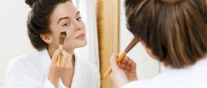 12 Top Tips for Applying Make-up